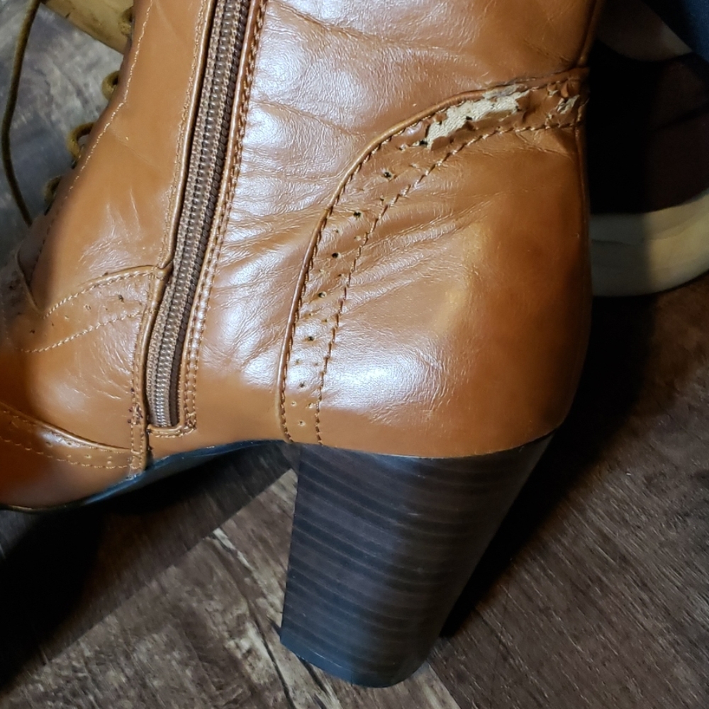 Forever 21 brown lace up booties - Picture 8 of 8